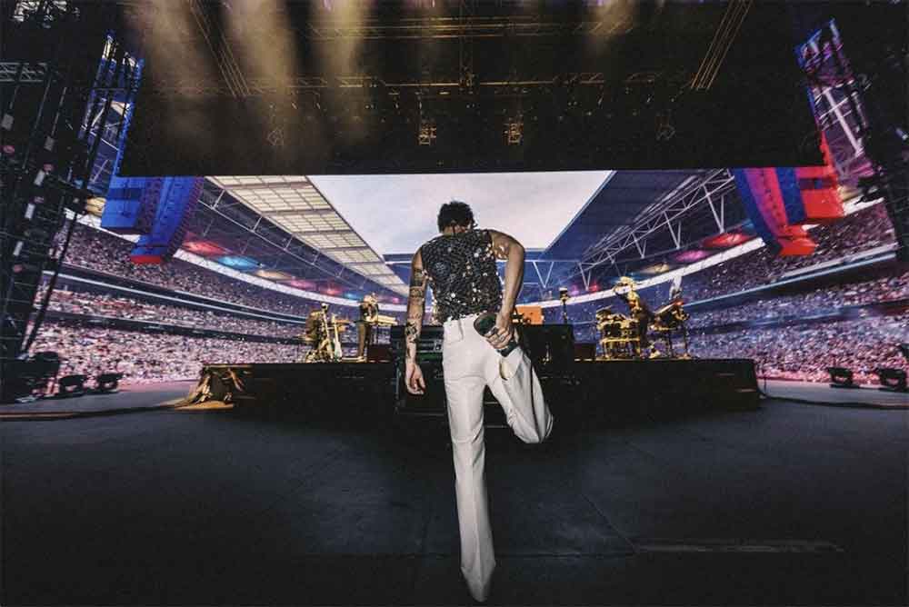 Harry-Styles---Love-on-Tour