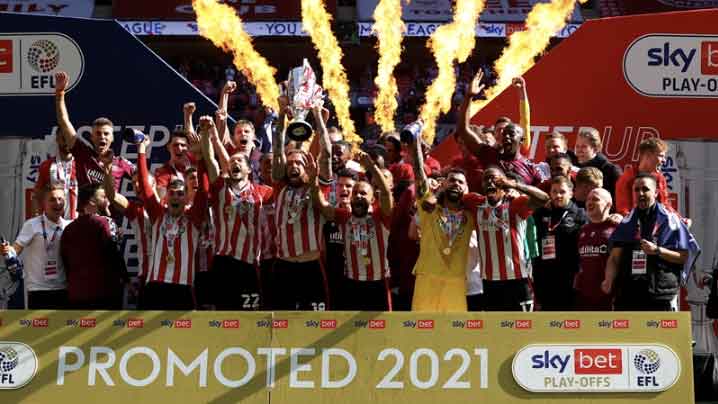 Huddersfield-Town-V-Nottingham-Forest